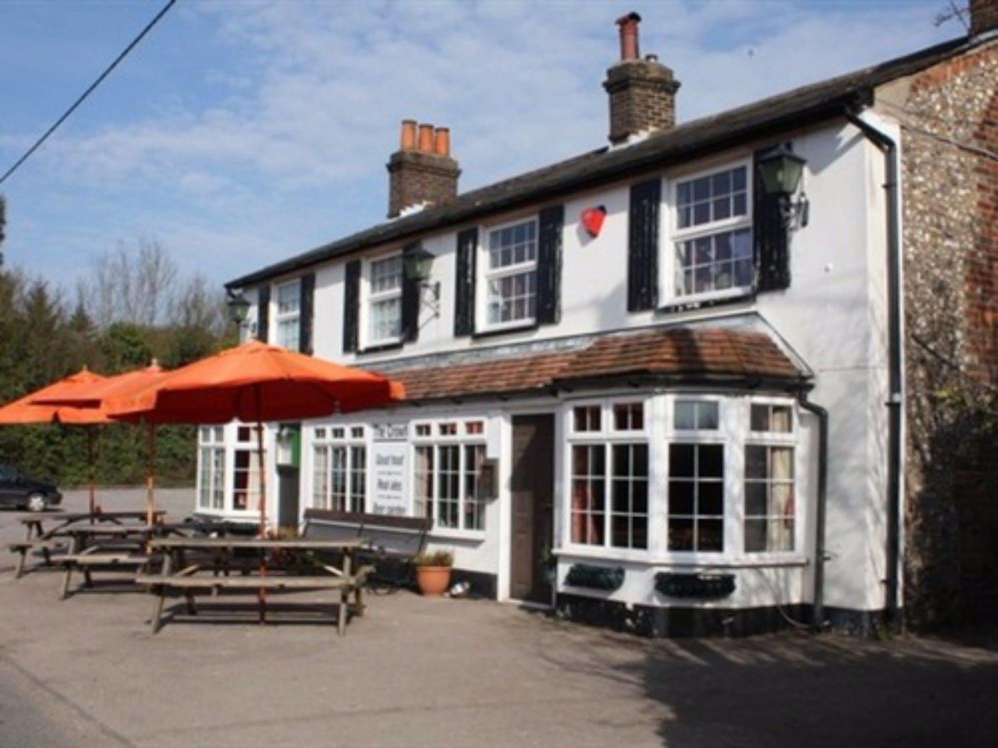 The Crown Radnage Exterior foto